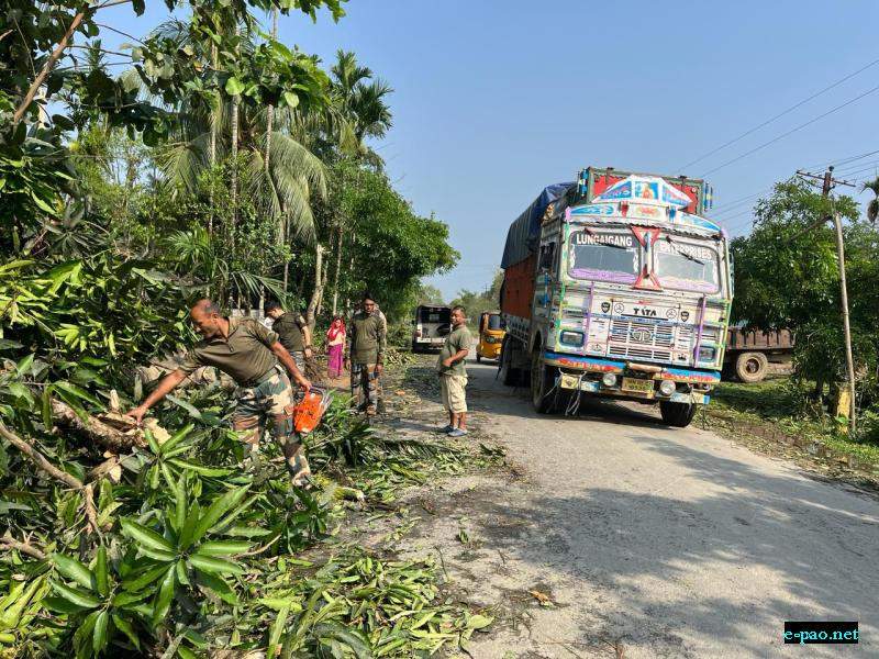  Assam Rifles opens up roads in Jiribam after massive hailstorm 